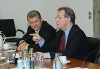 Hintergrundgespr&auml;ch Vize-Kanzler und SPD-Chef Franz M&uuml;ntefering und Pe